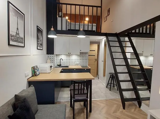 Sweet Dreams Piotrkowska Апартаменты *